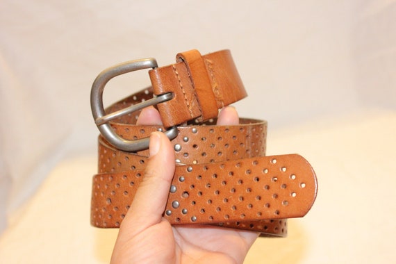 AMERICAN EAGLE BELT,leather belt for women,small belt,american eagle brown leather belt,american eagle boho leather belt,american eagle belt