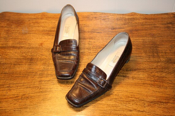leather penny loafers womens