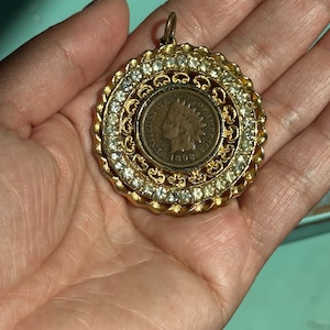 1898 PENNY INDIAN HEAD Pendant,Indian head penny pendant,vintage Indian head penny pendant,Indian head penny charm,Indian penny pendant
