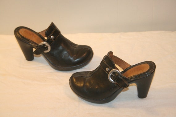 size 6,GOTH HEELS,mule heels shoes,mule heels,clog