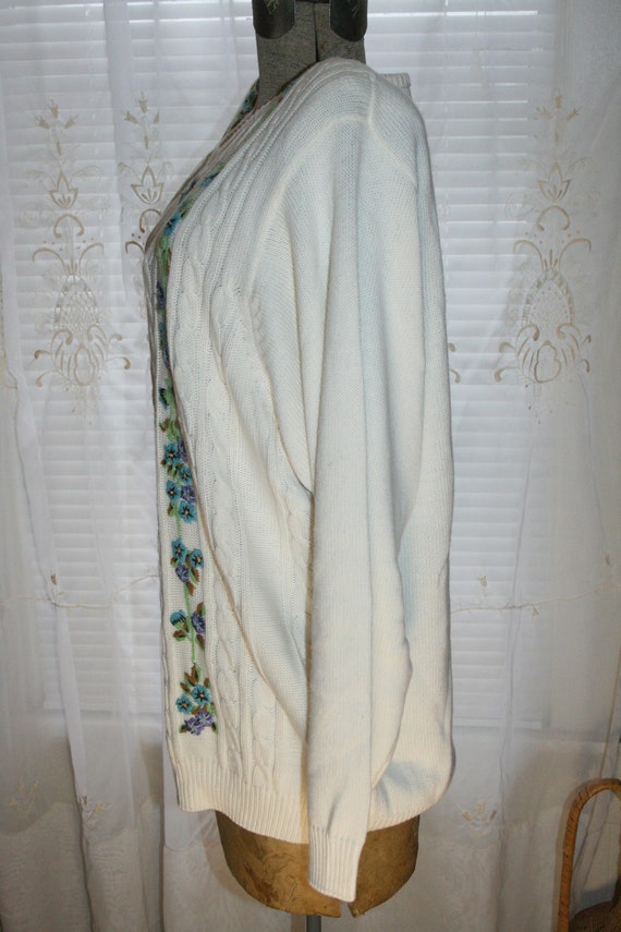 VINTAGE EMBROIDERED FLOWER Sweater,vintage embroi… - image 6