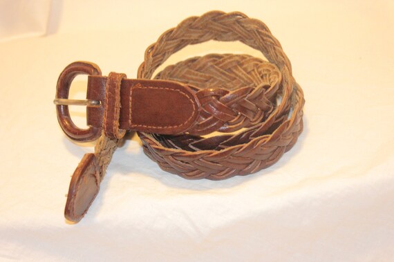 VINTAGE BUFFALO LEATHER Belt,vintage brown leather belt,vintage buffalo leather belt,vintage small brown belt,buffalo belt,buffalo leather