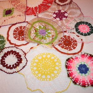 vintage doily crafts,vintage doily wall art,vintage doily ideas,vintage doily curtains,vintage doily,vintage doilies,vintage lace doily