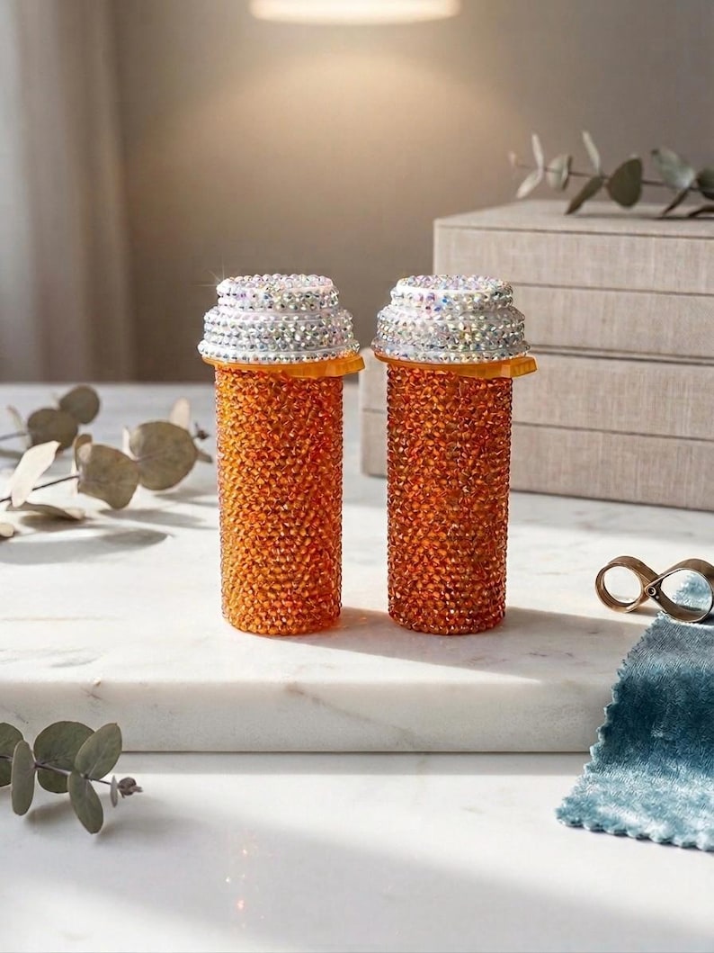 Bedazzled receptbelagd pillerflaska bild 2