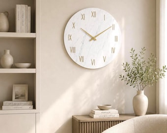 Decorazione murale minimalista in marmo, orologio silenzioso con numeri romani dorati, stile scandinavo moderno