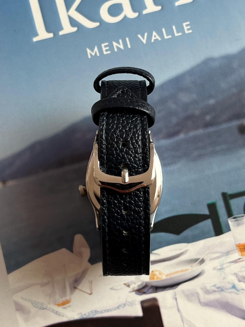 Vintage Silver Surrealist Abstract Irregular Style Watch. Lizard Print Leather Strap, Stainless Steel image 6