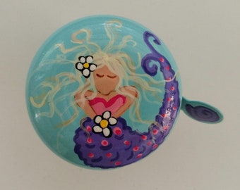 Timbre de bicicleta de sirena, timbre de bicicleta pintado, regalo para amantes de las sirenas, cumpleaños de sirena, Mi Sirenita, recuerdos para fiestas de sirenas, accesorios para bicicleta