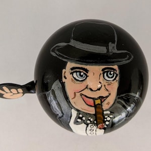 Winston Churchill, timbre de bicicleta pintado, Sir Winston, Reino Unido, historia de Berlín, regalo para aficionados a la historia, retrato personalizado, arte de Winston Churchill