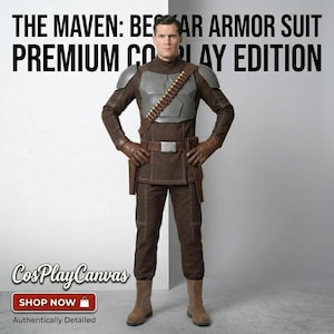Pu&ograve; includere: Un'armatura Beskar marrone, un'edizione cosplay premium, con una piastra pettorale argentata e una bandoliera. L'abito include guanti, pantaloni e stivali abbinati. Il testo sull'immagine recita "THE MAVEN: BESKAR ARMOR SUIT PREMIUM COSPLAY EDITION."