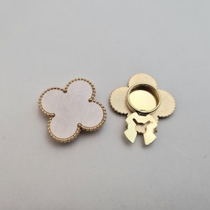 Four Leaf Clover Shell Button Covers | No-Sew Turtle Lock Shirt Studs