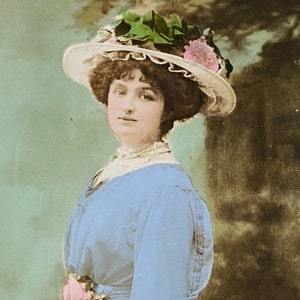 Antique Edwardian Postcard, Lilian Braithwaite, British Actress, Franked 1909