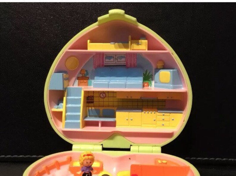 Polly pocket pony club compact 100% complete – SirTN toys inc. A polly