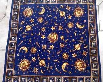Versace zijden sjaal, zwartgouden kleurstelling, sterrenbeeld of horoscoop, spiritueel, vintage 32-inch vierkant