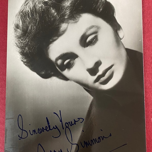 JEAN SIMMONS (1929 to 2010) Postcard Vintage Postcard British Actress prior to HOLLYWOOD