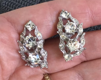 Bogoff Glass Earrings, Screw Back Sparkly Rhinestones, Rhodium Plated, 1940s Vintage Jewelry