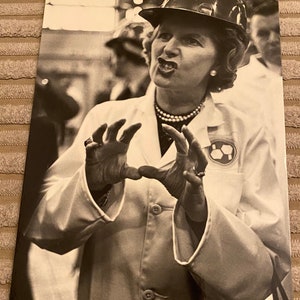 Cartolina di Margaret Thatcher, Disarmo nucleare 1980