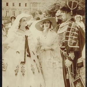 Carte postale Raquel Weller, chanteuse danseuse espagnole, cinéma muet Violettes Imperiales Années 1920