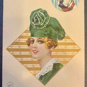 Cartolina illustrata dell'artista E Colombo Art Deco 1910 Cartolina Moda femminile italiana, cappello e bulldog francese