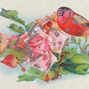 Carte postale ancienne des années 1900, hirondelle découpée, bouquet, fleurs séchées