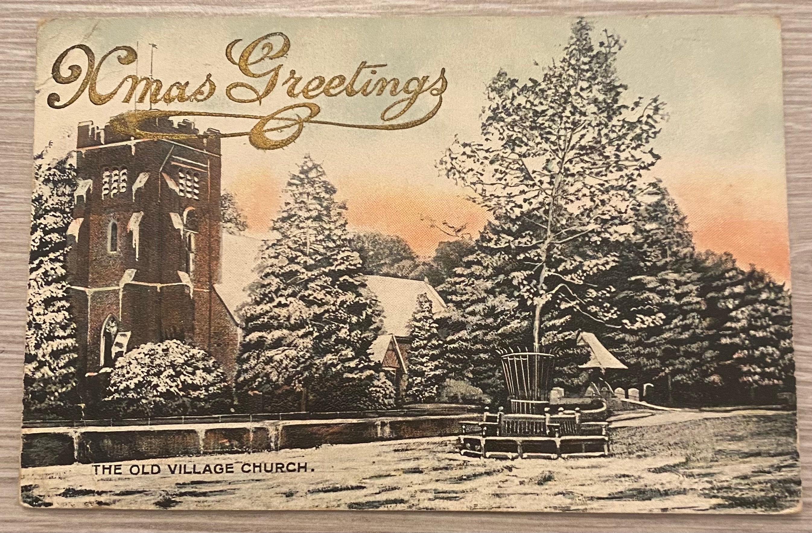 クリスマスの挨拶のポストカード // イギリスの村の教会、雪景色 
