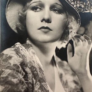 Anita Page (1910-2008) Attrice del cinema muto Cartolina postale, Ross Verlag Publisher, cartolina affrancata nel 1931 spedita a Rotterdam