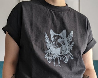 Hand printed T-Shirt | Surreal Aesthetic | Linocut on fabric Montreal artist