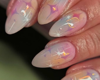 Uñas postizas con efecto degradado iridiscente cromado en tonos pastel / Totalmente personalizables