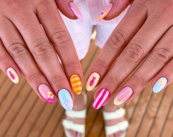 Uñas postizas con estampado mixto de peces y estrellas de mar para vacaciones de verano en la playa / Totalmente personalizables