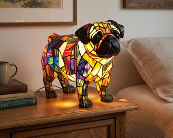 ステンドグラス風の犬型樹脂製ナイトライト、カラフルなパグのランプ装飾（USB接続）