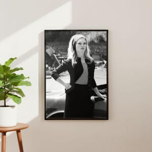 Vintage Brigitte Bardot-tryck, lyxig modellmodeaffisch, konstfotografiväggkonst, svartvit dekor av societeten bild 5