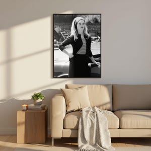Vintage Brigitte Bardot-tryck, lyxig modellmodeaffisch, konstfotografiväggkonst, svartvit dekor av societeten bild 4