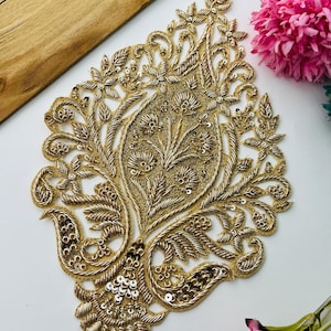 Handgjord Zardozi Antikguld Patch Blommig Designer Applikation Medaljong Patch