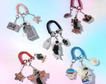 Llavero acrílico personalizado de Kpop / Llavero acrílico personalizado / Llavero de anime y Kpop / Llavero de ídolo personalizado