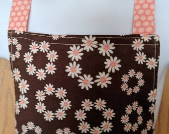 Child's tots full Daisy apron