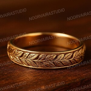 Gold Leaf Engraved Band Ring, Nature Inspired Minimalist Wedding Ring