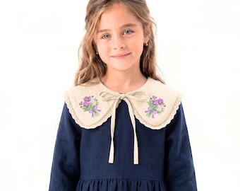 Beżowy lniany haftowany kołnierzyk dla dziewczynek – ręcznie robiony, odpinany kołnierzyk Piotruś Pan z kwiatowym wzorem – styl vintage