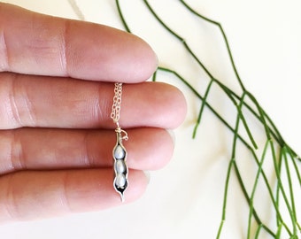 Miniature Silver Pea Pod Necklace 1-4 Pearls