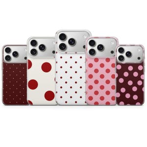 Capa de celular retrô com estampa de bolinhas vermelhas para iPhone 17 Pro Max, 16e, 15, 14, 13 e Samsung S26 Ultra, S25 FE, A57, A56, Pixel 10, 9A