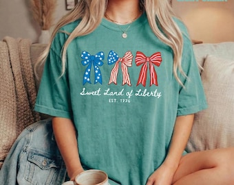 Sweet Land of Liberty Shirt, Patriotic Bow Tee, 4th of July Shirt, Retro USA Flag Shirt, Vintage Coquette America Tee, Comfort Colors Shirt