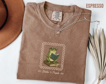Books Over People Shirt, Funny Frog Reading Shirt, Book Lover Shirt, Introvert Reader Tee, Bookish Frog Tee, Reader Gift Idea, Reading Shirt