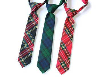 Tartan Plaid Boys Necktie~Cotton Necktie~Wedding Tie~Boys Pretied Necktie~Christmas Tie~Xmas Picture~Blackwatch Plaid