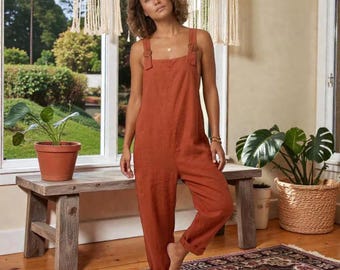 Mono bohemio de lino para mujer, corte relajado, tirantes ajustables, mono de verano de lino de pierna ancha, atuendo informal de vacaciones, regalo para ella.