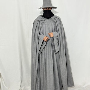 LOTRO Gandalf Wizard Robe & Accessory Set | Grey Cloak, Hat, Staff for Cosplay
