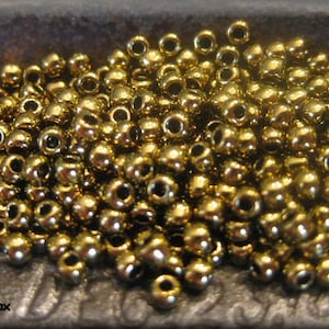 Size 11/0 Toho Round Seed Beads -  Antique Bronze, 10 grams