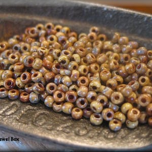 Size 11/0 Miyuki Round Seed Beads -  Brown Picasso, 10 grams