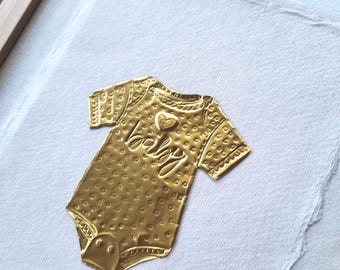 Folie kunst op handgeschept papier in houten lijst | Kraamcadeau | Geboorte cadeau | Babyshower,  23,5cmx31,5cmx1,7cm