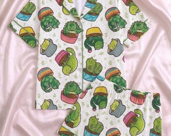 Cute Cactus Cat Pajamas Set, Funny Short Sleeve Meow Cactus Pjs, Whimsical Kitten Loungewear for Women, Summer Matching Sleepwear Set