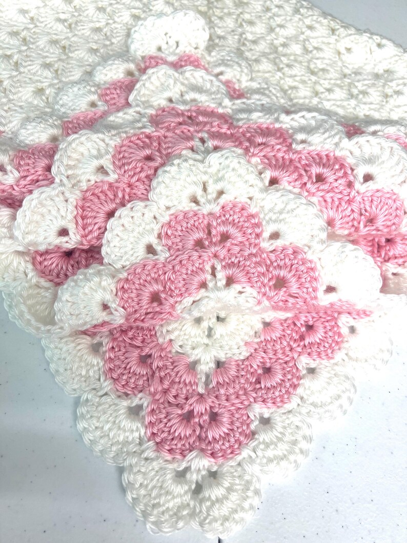 Beginner Crochet Baby Blanket Pattern | Shell V Stitch Square (PDF ...