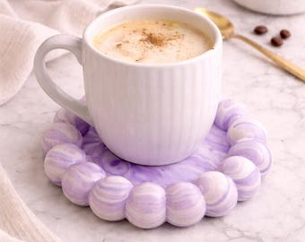 Juego de posavasos de burbujas de mármol morado / Posavasos de Jesmonite hechos a mano / Decoración para mesa de centro / Regalo elegante para el hogar / Juego de posavasos moderno