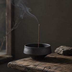 Japanese Incense Holder – Zen Ceramic Incense Burner